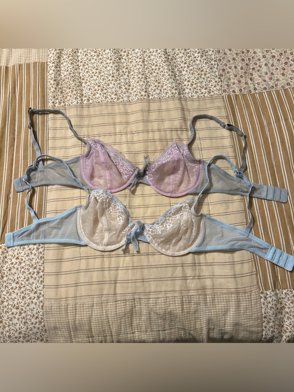 Simply Vera Vera Wang Lace Underwire Bra Duo in Pink and Light Blue